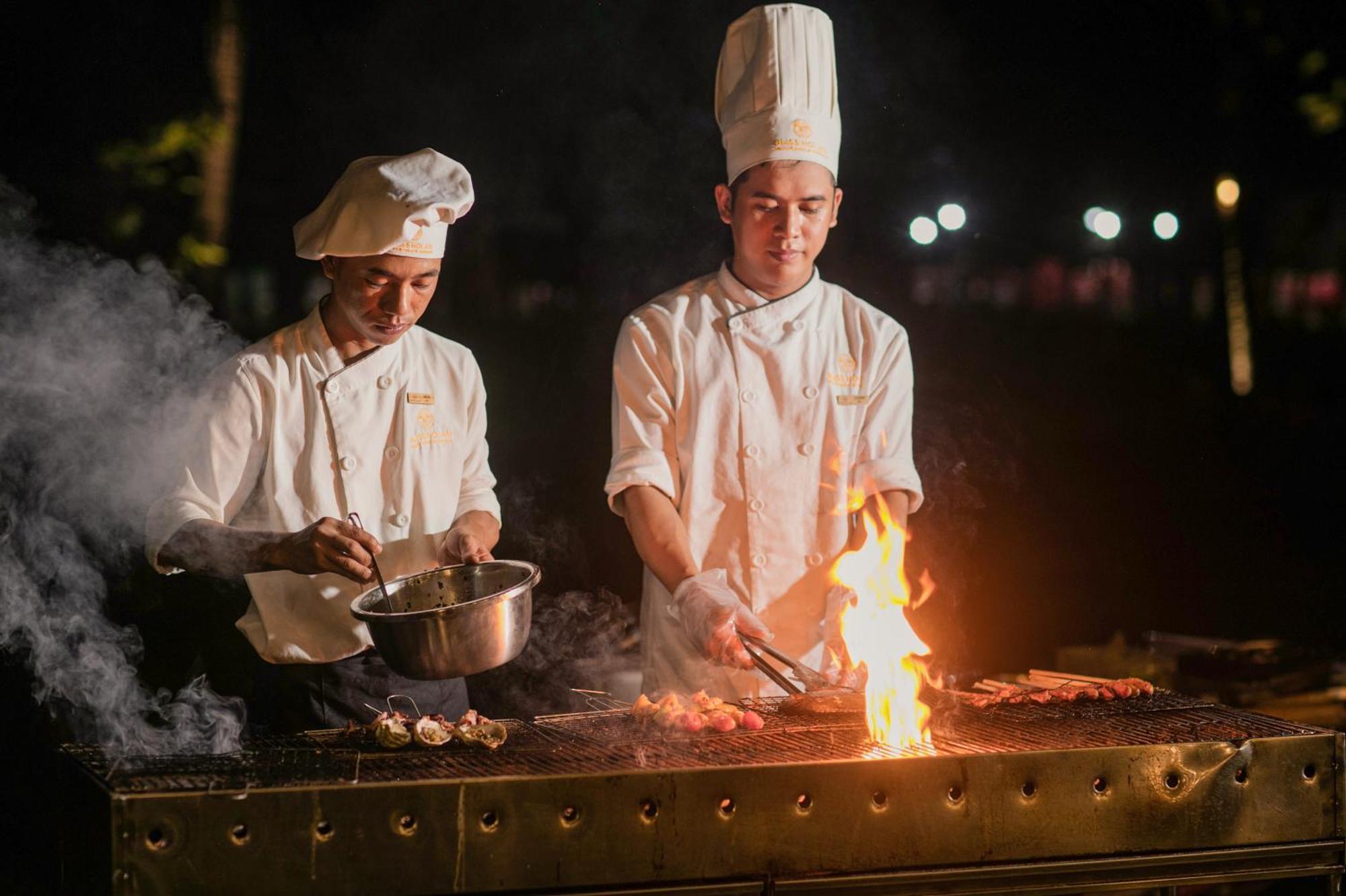 Bliss Hoi An Beach Resort & Wellness Exterior photo