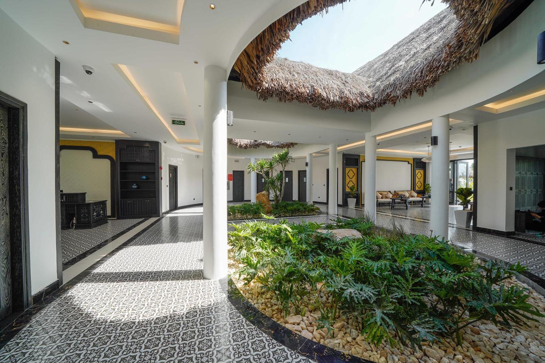 Bliss Hoi An Beach Resort & Wellness Exterior photo
