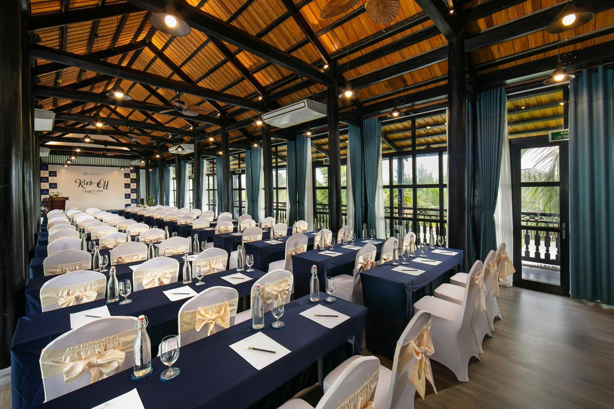 Bliss Hoi An Beach Resort & Wellness Exterior photo