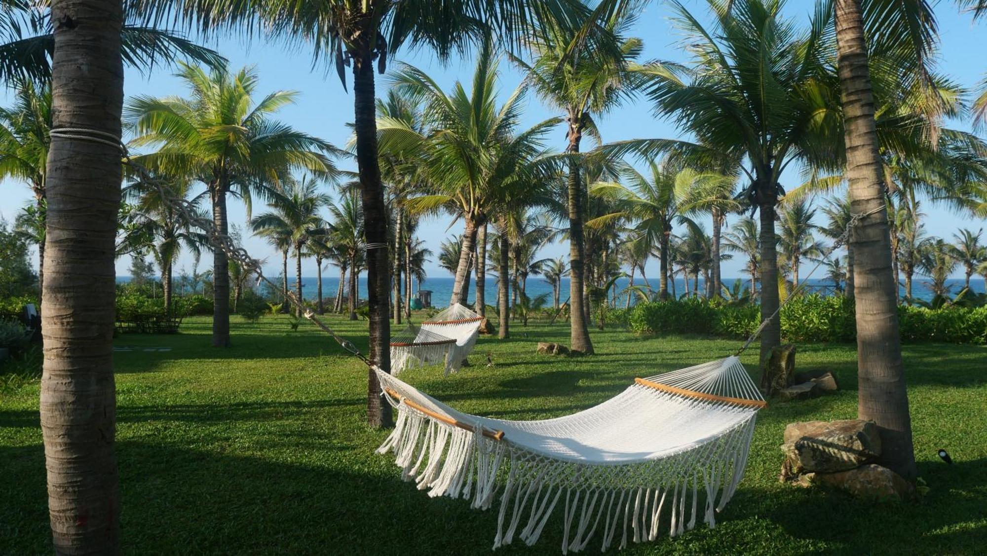 Bliss Hoi An Beach Resort & Wellness Exterior photo